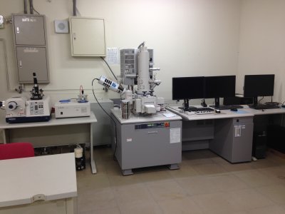 冷場發射掃描式電子顯微鏡暨能量散佈分析儀器